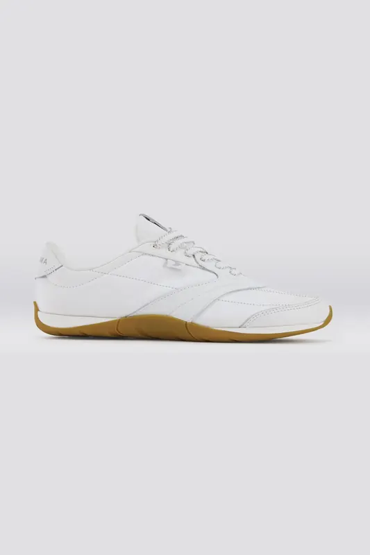 Cariuma Sutai Nylon And Soft Grain Leather Gum Warm White Maat: 42 | Sneakers Outlet | Unisex | Wit