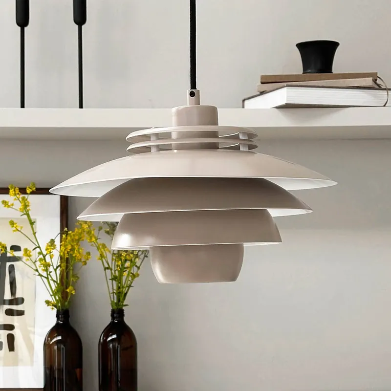 Lampa wisząca Dyberg Larsen Ejka mini, beżowy, Ø 30 cm, metal