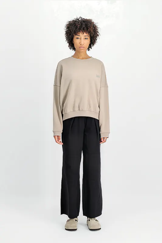 Alpha Industries Alpha Essentials Rl Sweater Vintage Sand Maat: S | Sweaters Outlet | Dames | Beige