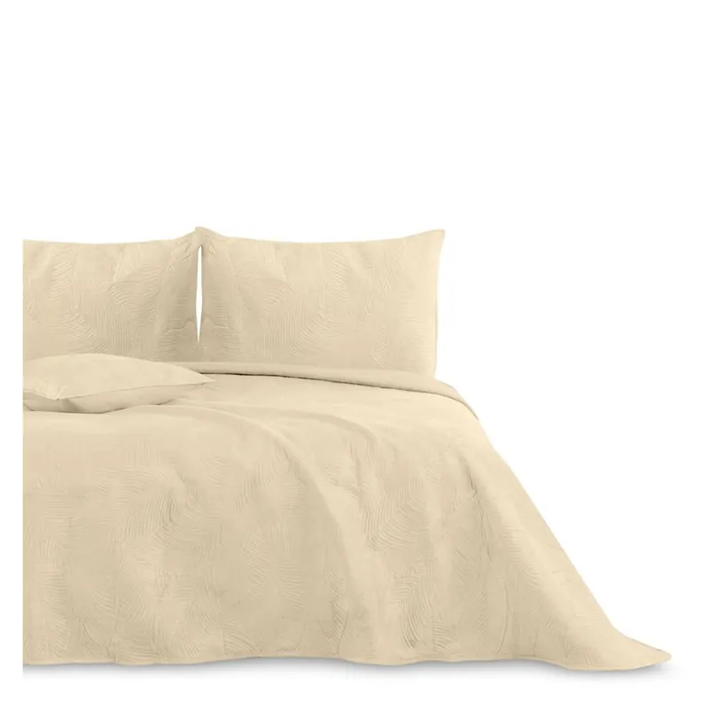 Beżowa narzuta 170x210 cm Palsha – Restilo