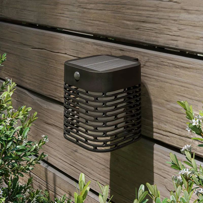 Kinkiet solarny LED Philips Hara, czarny, z czujnikiem, IP44