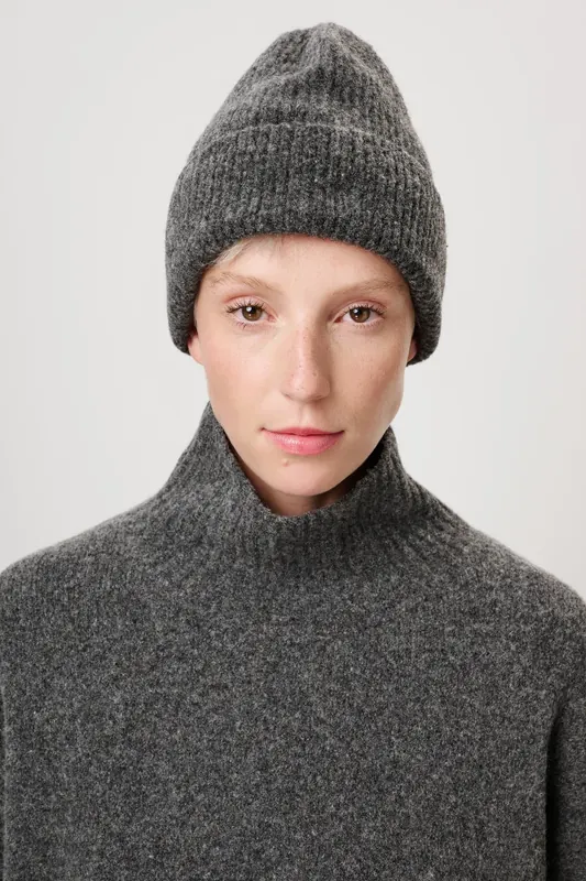 TRVL DRSS Bob Beanie Charcoal Maat: OS | Hoeden Outlet | Dames | Grijs
