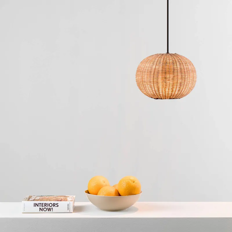 Lampa wisząca Haka z rattanowym kloszem, Ø 25 cm