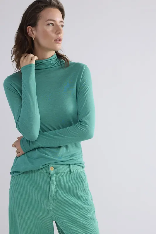 Summum Woman Turtle Neck Top Lyocell Wool Basics Peacock Maat: M | Longsleeves Outlet | Dames | Blauw