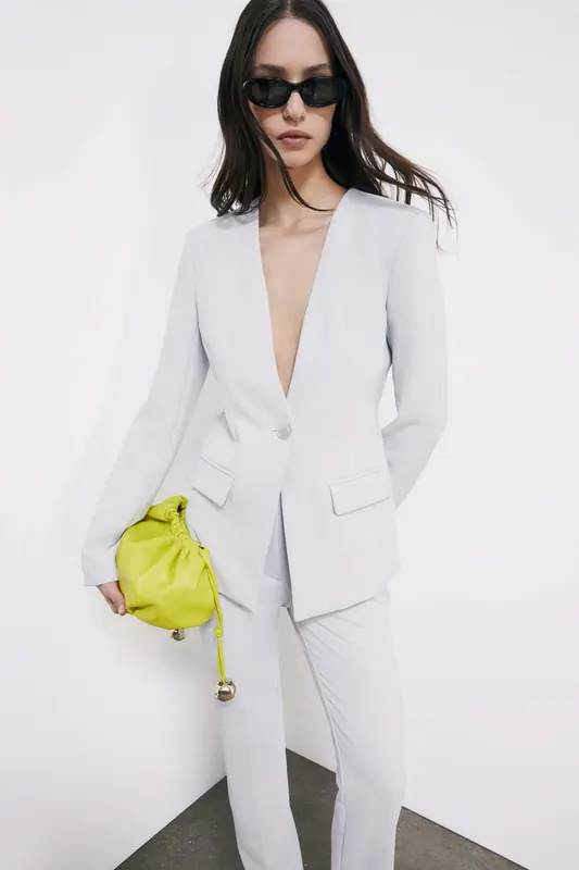 Blazer tailoring z dekoltem V