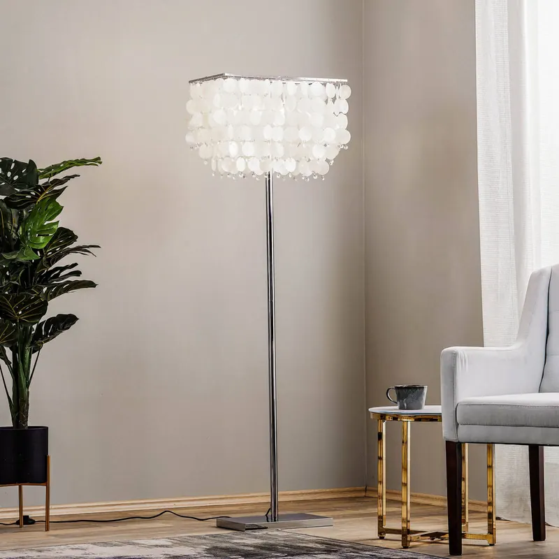 Lampa stojąca Makani, chrom, z dekoracją w kształcie muszli