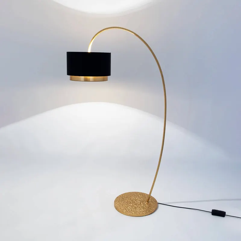 Lampa stojąca Meteor, kolor złoty, wysokość 169 cm, żelazo