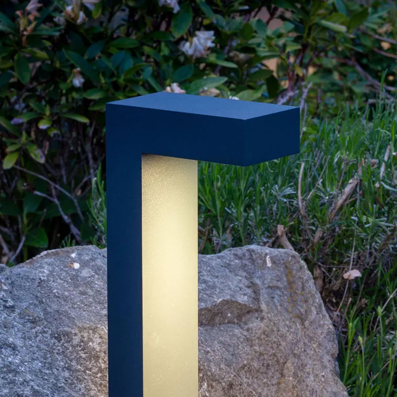 BRUMBERG Latarnia słupek oświetleniowy LED, wysokość 80 cm