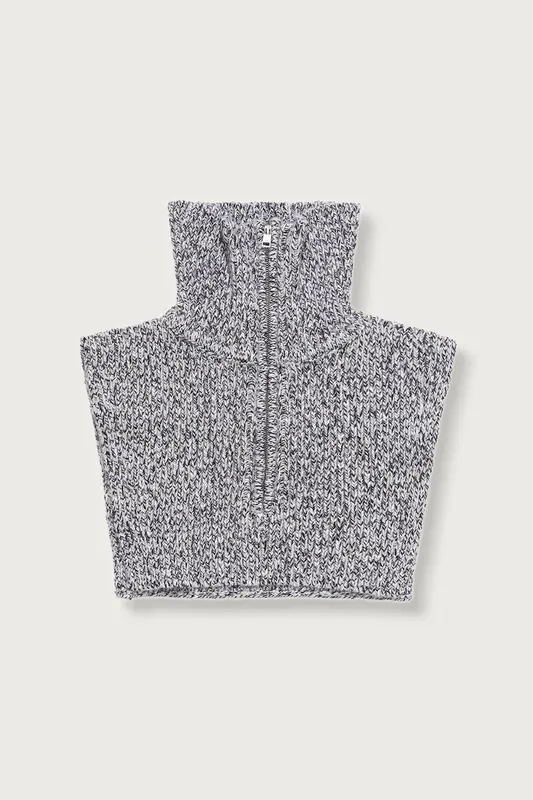 Maison Kitsuné  komin z wełną