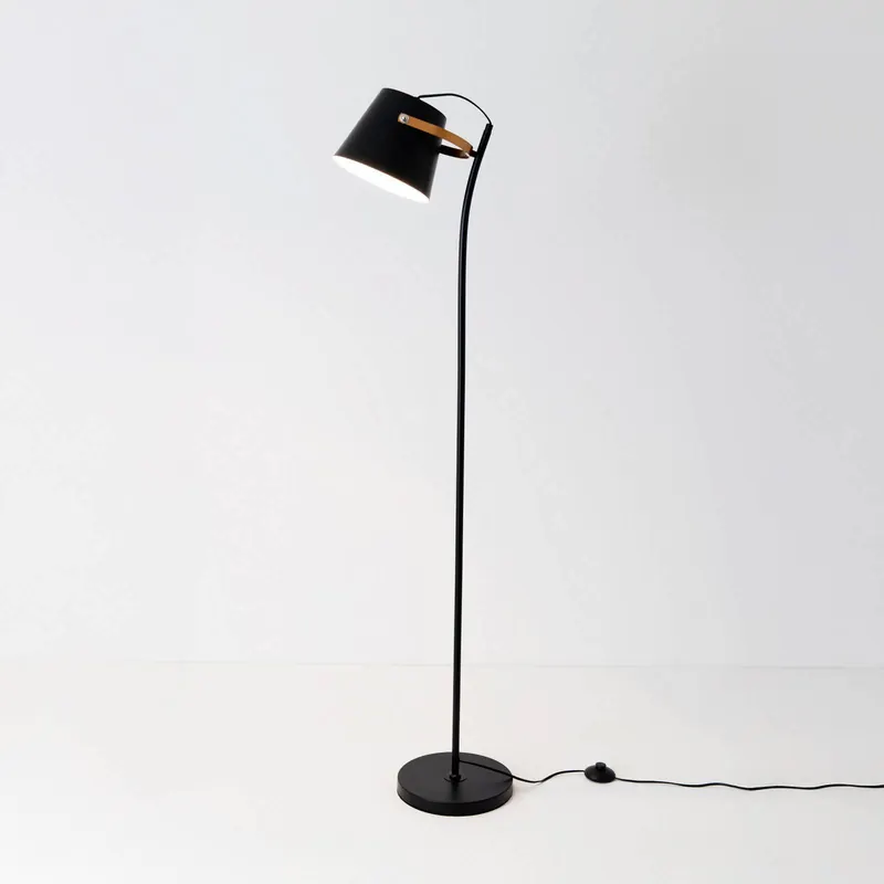 Lampa stojąca ESPERTO, czarna, wysokość 143 cm, metal, E27