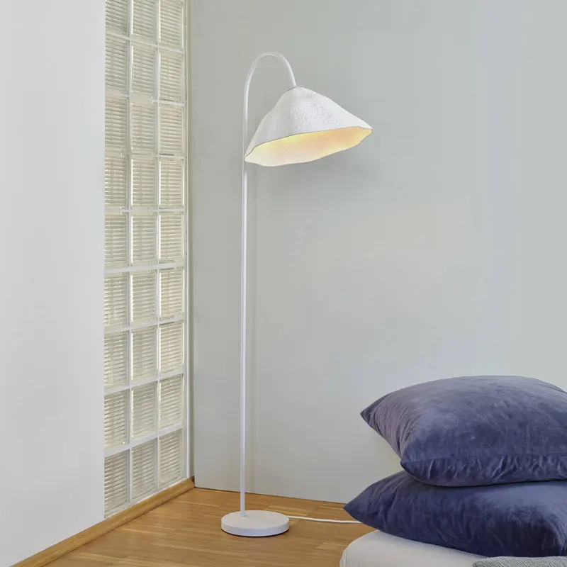 Lampa stojąca OSRAM Decor Lotus Leaf, 1-punktowa, biała, papier, E27