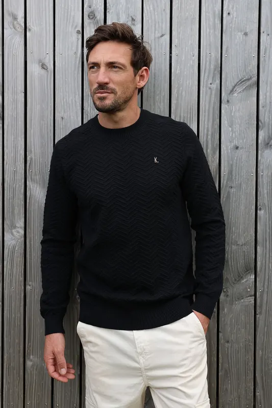 Kultivate Kn New Ryan Black Maat: L | Sweaters Outlet | Heren | Zwart