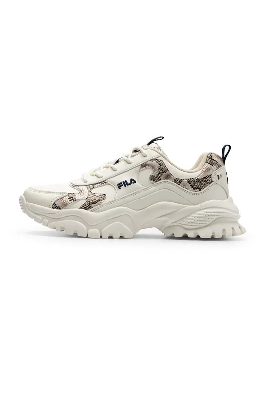 FILA Electric Flow Marshmallow- Navy Maat: 41 | Sneakers Outlet | Dames | Beige