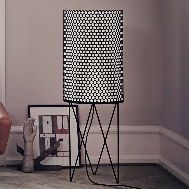 GUBI Pedrera PD2 lampa podłogowa ściemniacz czarna