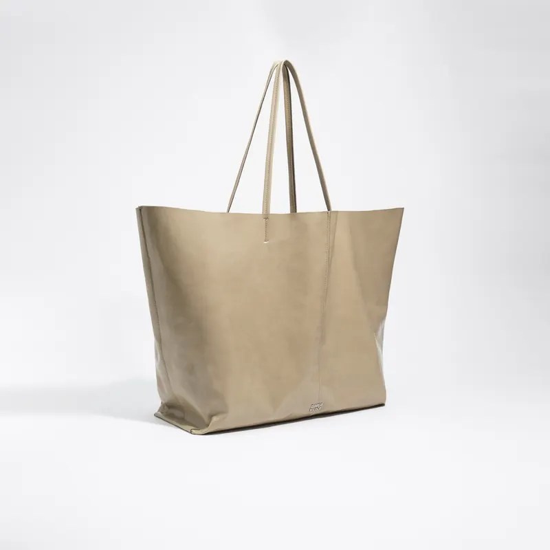 Torba shopper maxi błyszcząca skóra szałwia