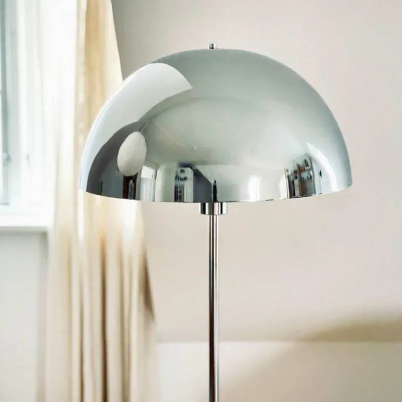 Lampa podłogowa Dyberg Larsen Stockholm, wysokość 143 cm, metal/marmur