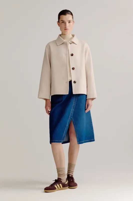 Josephine & Co Lotus Jacket Sand Maat: 38 | Korte Jassen Outlet | Dames | Beige