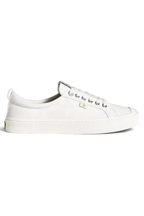 Cariuma Unisex Oca Low Off-white Canvas Sneaker Maat: 35 | Sneakers Outlet | Unisex | Wit