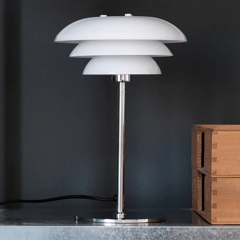 Dyberg Larsen DL20 lampa stołowa szkło, chrom
