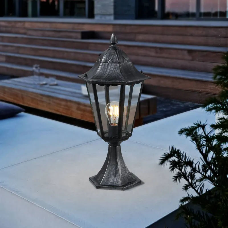Lampa cokołowa Navedo, czarna/srebrna, wysokość 47 cm