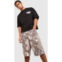 Unlike Humans Szorty Camo Savis
