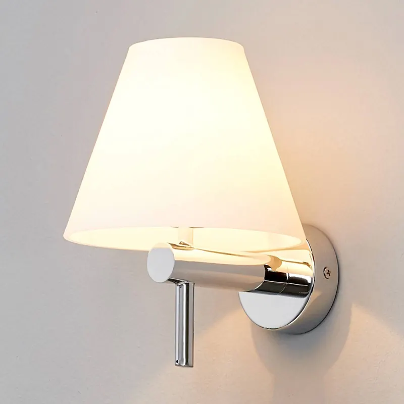 Elegancka łazienkowa lampa ścienna VIOLETTA