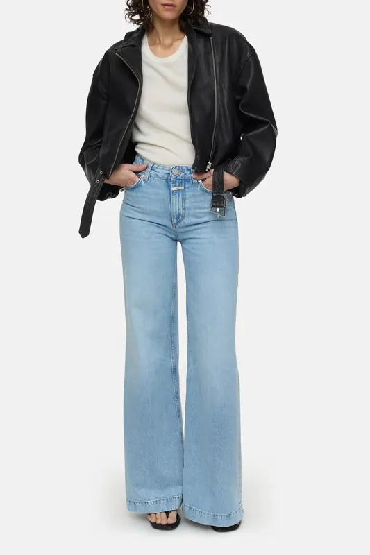 Closed Glow-up Jeans Light Blue Maat: W30L30 | Flared Jeans Outlet | Dames | Blauw