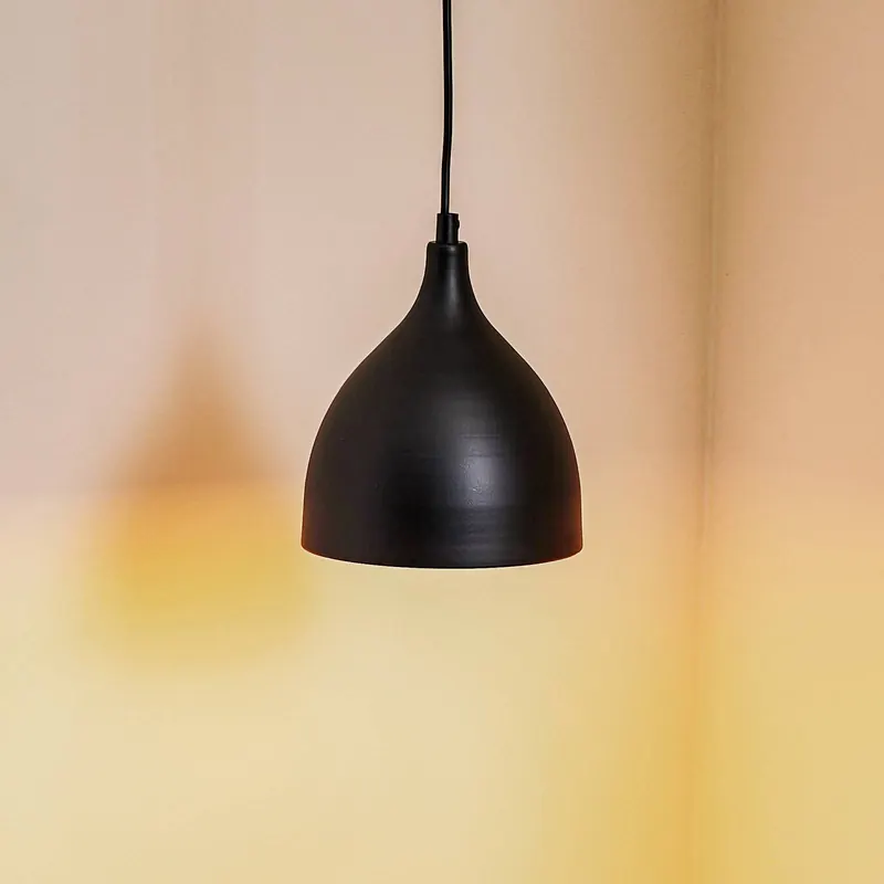 Lampa wisząca Nanu z metalu, czarna, 1-punktowa