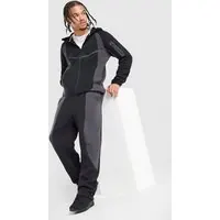 Nike Spodnie Tech Pro