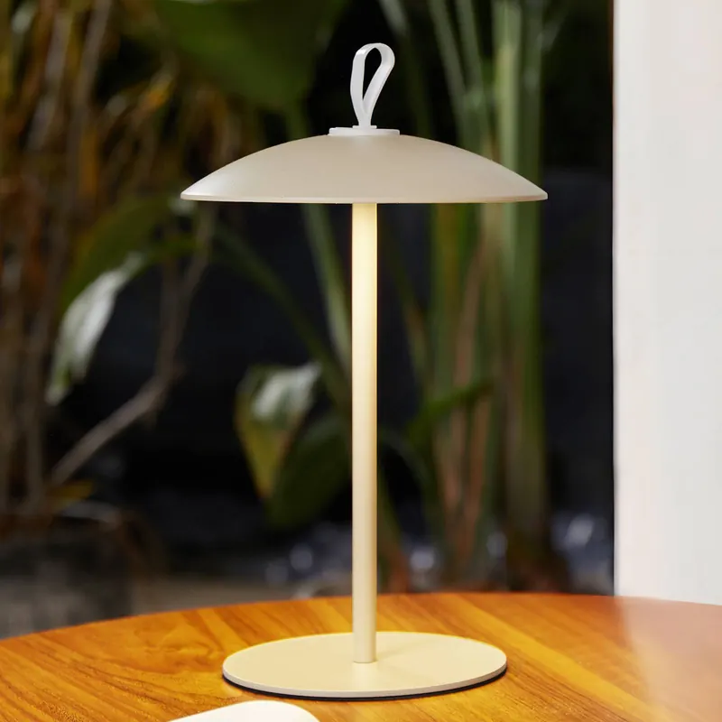 Akumulatorowa lampa stołowa LED Kanani, beżowa, ściemniana