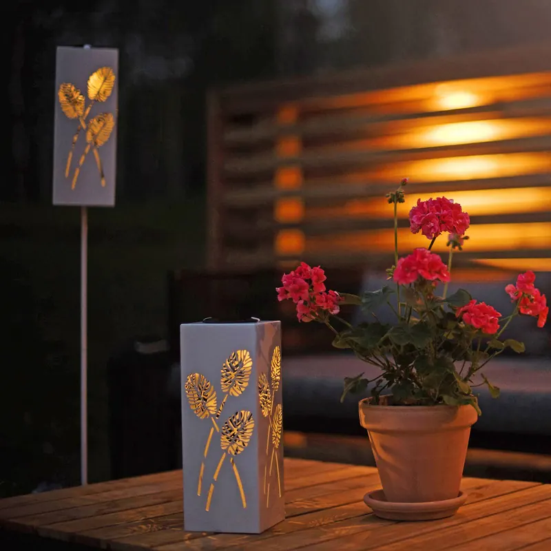 Lampa solarna LED Albaleaf, 2 możliwe zastosowania