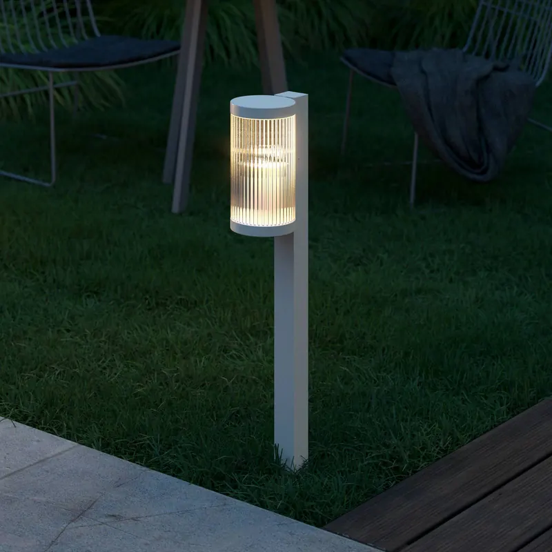 Słupek oświetleniowy Coupar Garden z aluminium, biała