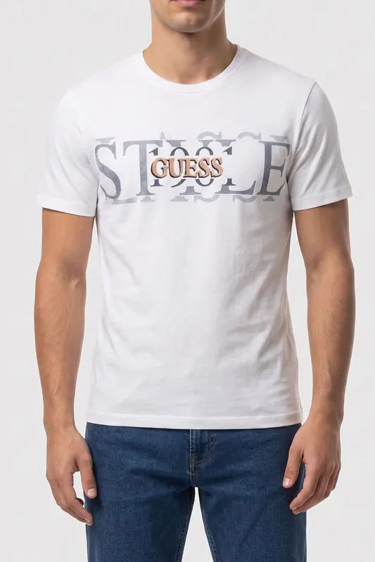 GUESS Ss Cn  Chest Bo Pure White Maat: L | Basic T-Shirts Outlet | Heren | Wit