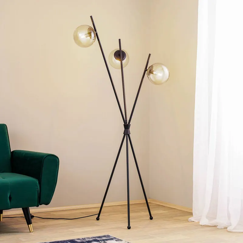 Lampa stojąca Lucande Sotiana, 3 szklane klosze, czarny