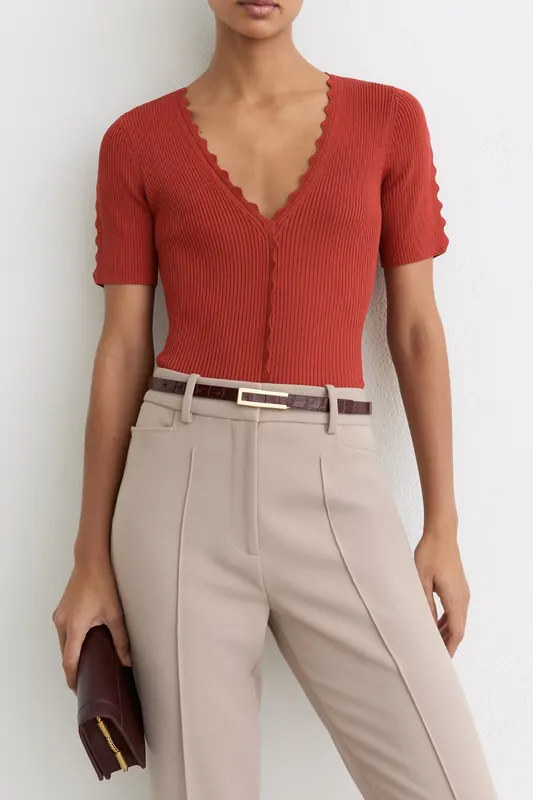 Reiss Scallop Edge Top Rust Red Maat: XS | Tops Outlet | Dames | Rood