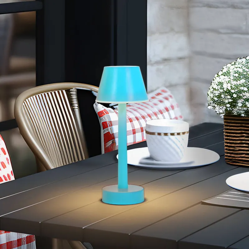Lampka akumulatorowa LED Gaja, niebieska, USB, IP44, RGBW, ściemniana