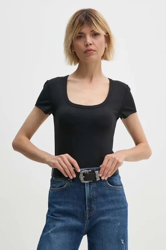 Calvin Klein t-shirt