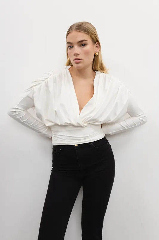 VIVEH Salvia Top Coconut Milk Maat: 36 | Longsleeves Outlet | Dames | Wit