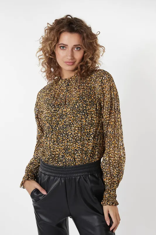 EsQualo Blouse Raglan Untamed Spirit Print Maat: 36 | Longsleeves Outlet | Dames | Zwart