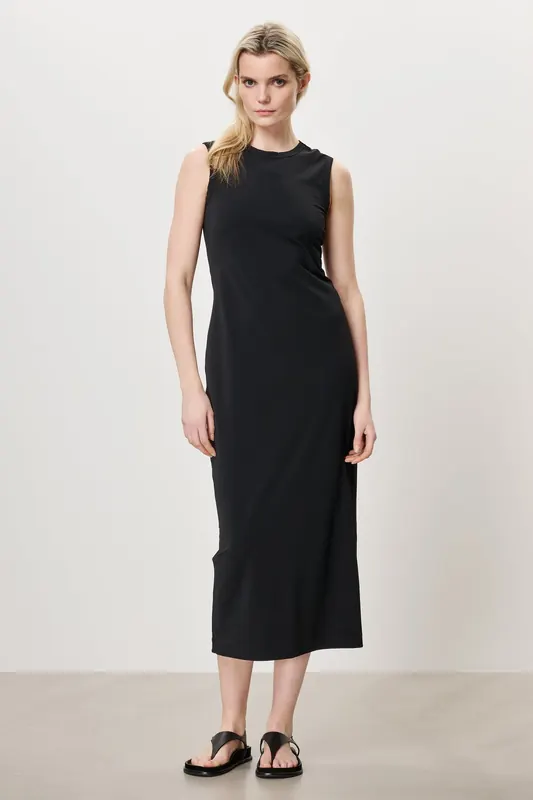 TRVL DRSS Charlize Dress Black Maat: XS | Midi Jurken Outlet | Dames | Zwart