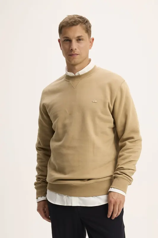 The Goodpeople Liam Caramel Maat: S | Sweaters Outlet | Heren | Beige