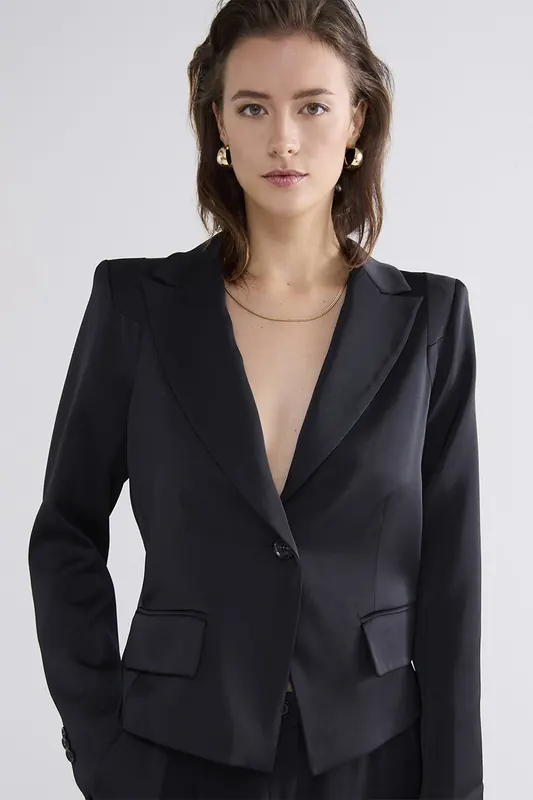 Summum Woman Blazer Crepe Viscose Blend Black Maat: 42 | Blazers Outlet | Dames | Zwart