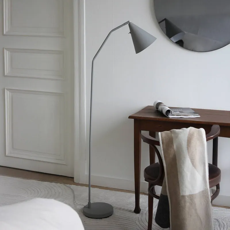 Markslöjd Lampa stojąca LED Funil, szara, metal, ściemniana