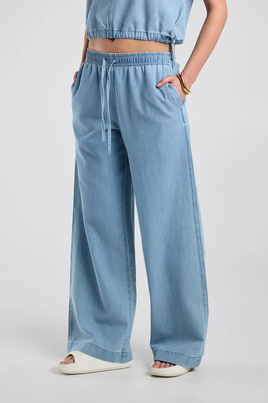 America Today Primrose Light Blue Maat: S | Wijde Broeken Outlet | Dames | Blauw