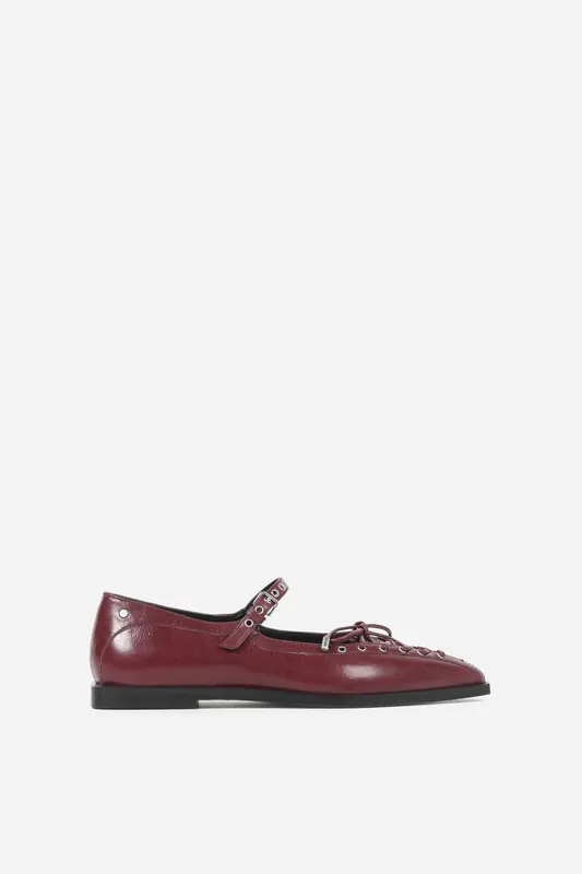 Bronx Laur-ynn Low Shoe Winter Oxblood Maat: 37 | Ballerina's Outlet | Dames