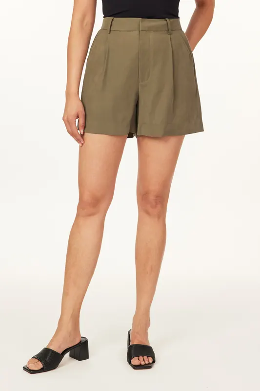 Scotch & Soda Tailored Pleat Shorts Dusky Olive Maat: W25 | Korte Broeken Outlet | Dames | Bruin