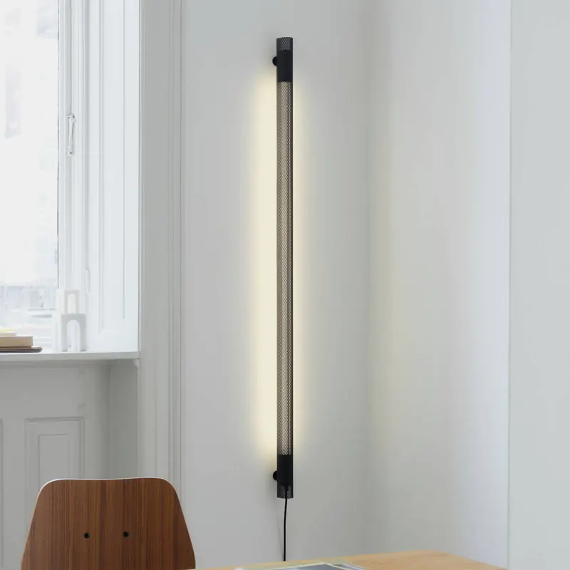 GEJST Kinkiet Radent, czarny, wysokość 135 cm, G13 LED
