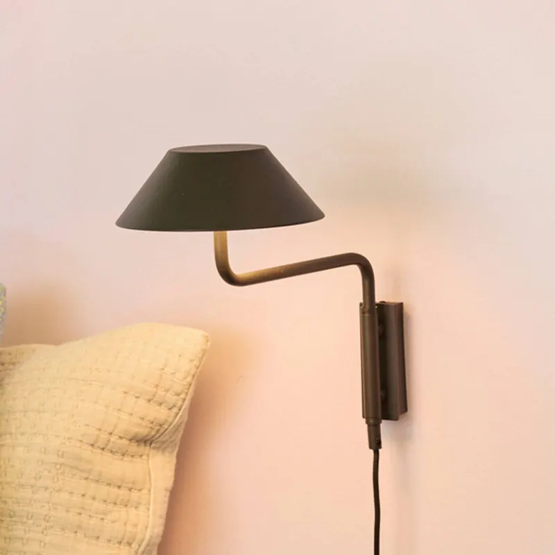 Kinkiet LED COVER, czarny, głębokość 30 cm, metal