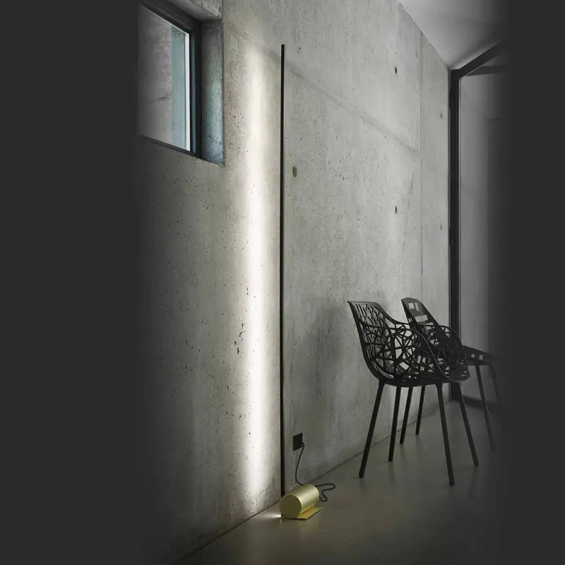 Lampa stojąca LED OLEV Slight PT, czarna