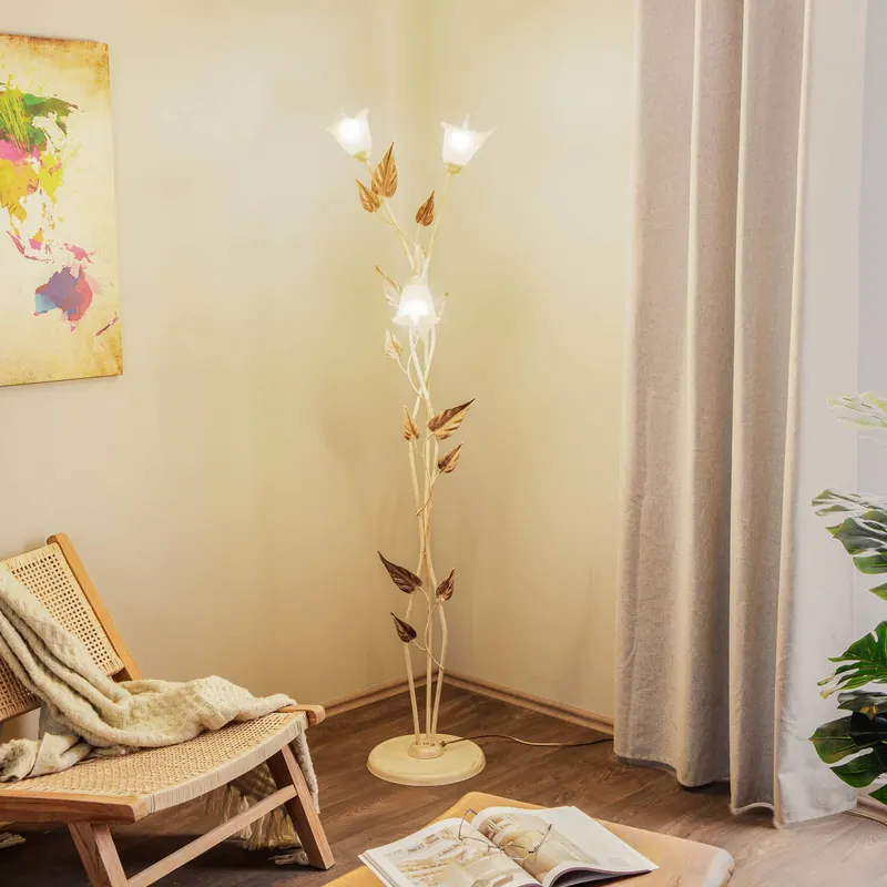 Lampa stojąca Vanda w stylu florenckim, kość słoniowa